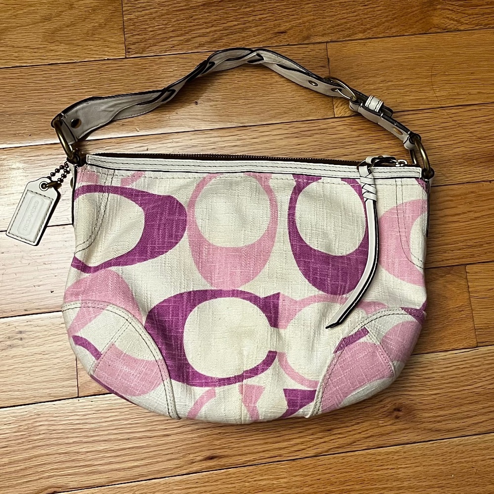 🌸 Vintage Coach Carly Signature Canvas Shoulder Bag – Pink & Purple 🌸